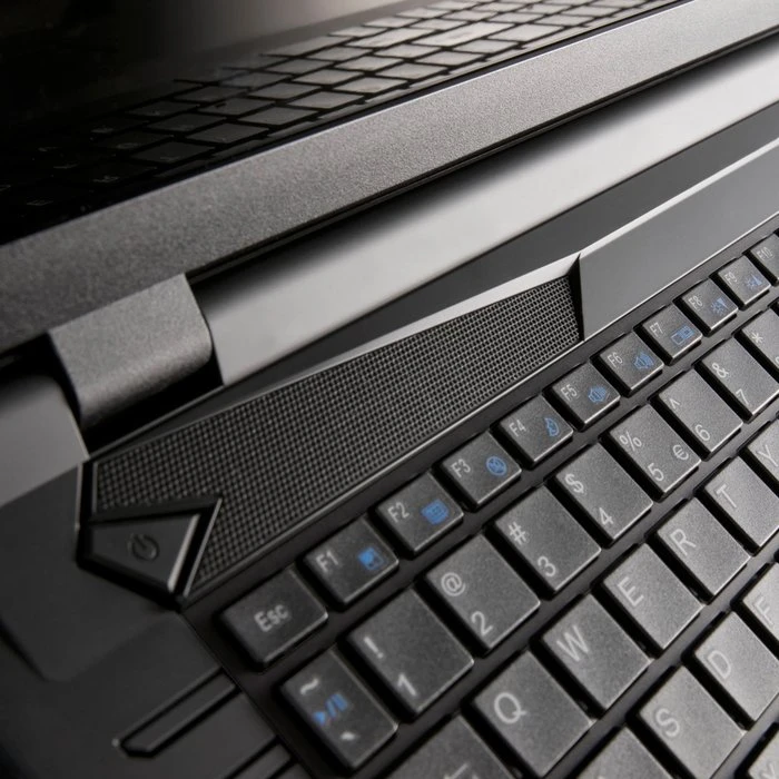 GIGABYTE P27K, Core i5-4200M, 4GB RAM, 500GB HDD, GeForce GTX 765M, DE