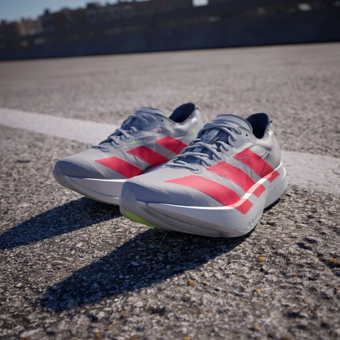 adidas Adizero Adios Pro 4 grey two/lucid red/grey (Damen)