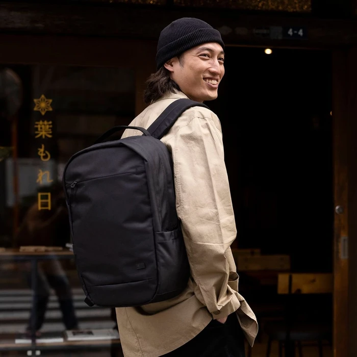 Case Logic Invigo 16" Laptop-Rucksack, schwarz