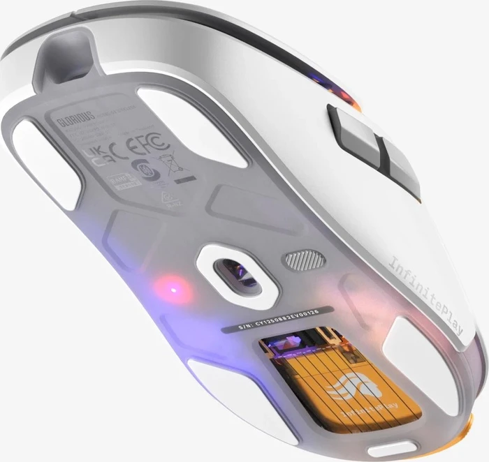 Glorious Model O3 8K Wireless mit Ladestation, weiß, USB/Bluetooth