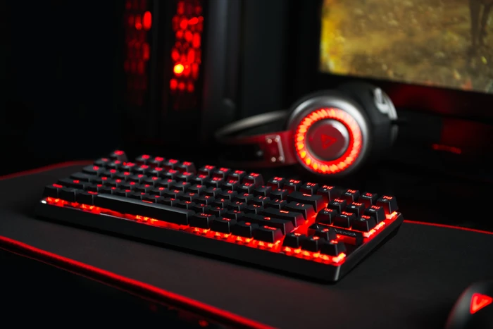 Modecom Volcano Lanparty, LEDs rot, Gaote Outemu BLUE, USB, US