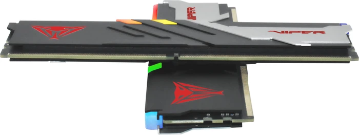 Patriot Viper VENOM RGB UDIMM 64GB Kit, DDR5-6000, CL30-40-40-76