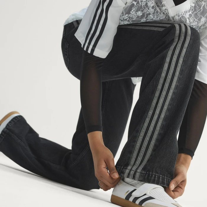 adidas Firebird Jeans true black denim (Damen) (KQ6488) – Bild 10