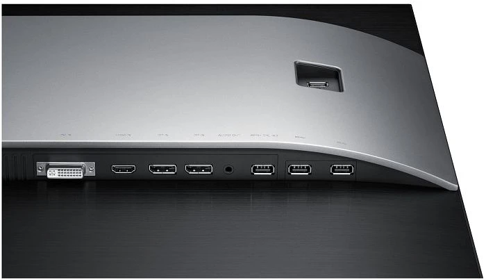 Samsung UD970, 31.5"