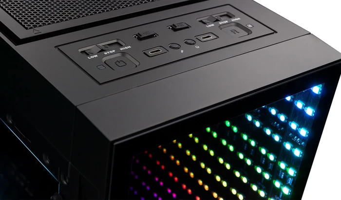 Captiva Advanced Gaming I82-563 DLSS 3, Core i7-13700KF, 32GB RAM, 2TB SSD, GeForce RTX 4070 Ti SUPER