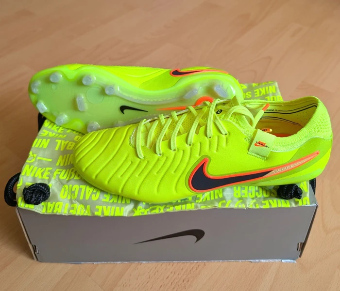 Nike Tiempo Legend 10 Elite FG volt/black