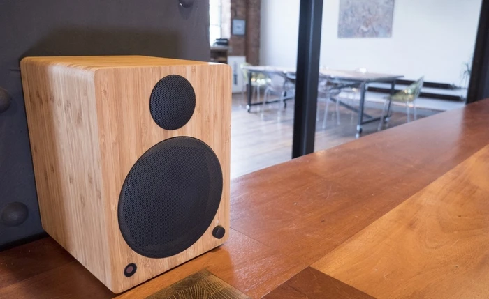 Wavemaster Cube Neo Mini bambus, Paar