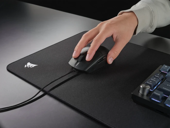 Corsair M55 Lightweight Gaming Mouse, schwarz, USB