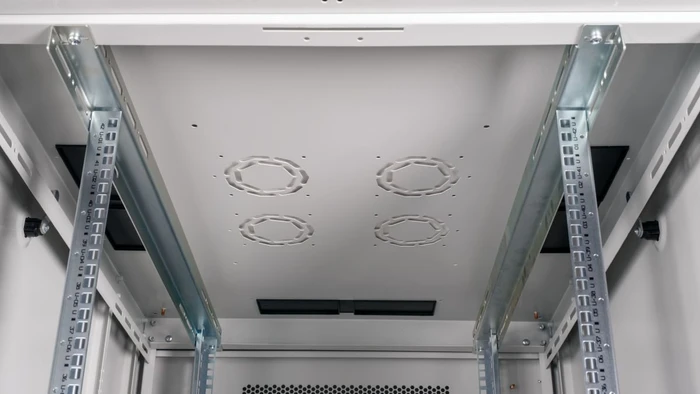 Equip Basic Flex 19" Netzwerkschrank 42HE, montiert, Gitternetztür, RAL 7035, 1000mm tief (EBF-42-8010-G-CCAA) – Bild 3 von 8