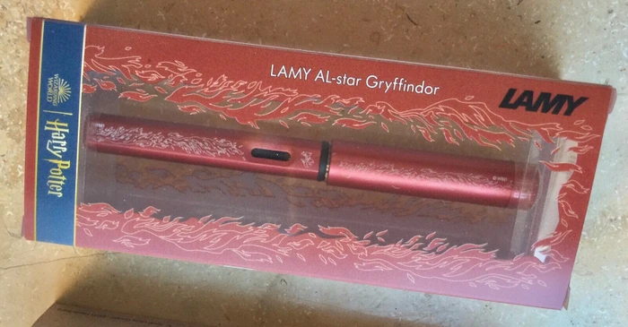 Lamy AL-star Harry Potter Gryffindor Edition rot, rechte Hand, Anfänger, mittel