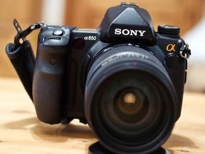 Sony Alpha 850 mit Objektiv 28-75mm 2.8 SAM
