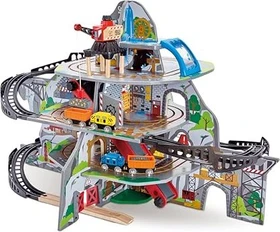 Hape Riesige Bergmine