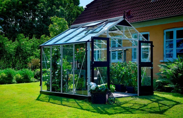 Juliana Premium 8.8m² 3mm Sicherheitsglas Gewächshaus blank/schwarz