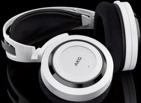 AKG K935
