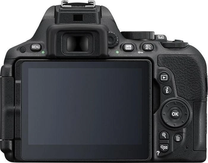 Nikon D5500 schwarz mit Objektiv AF-P DX 18-55mm 3.5-5.6 G VR