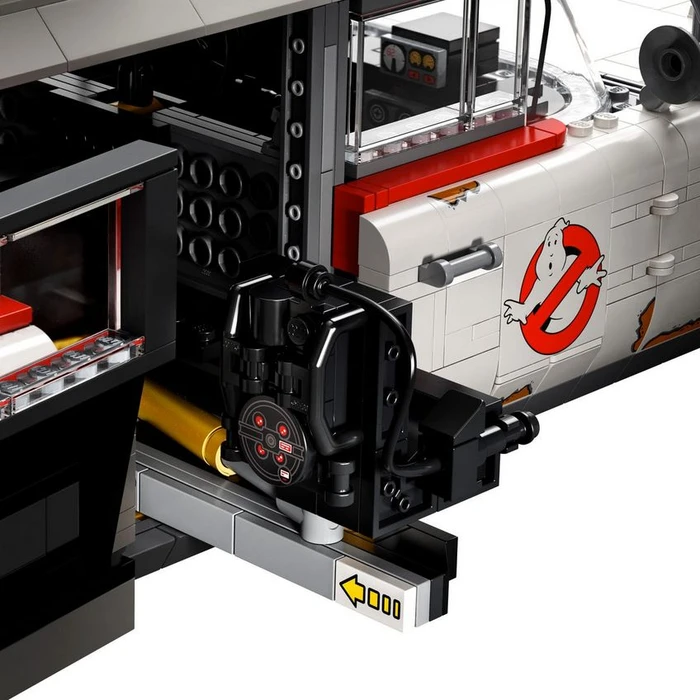 LEGO Creator Expert - Ghostbusters ECTO-1