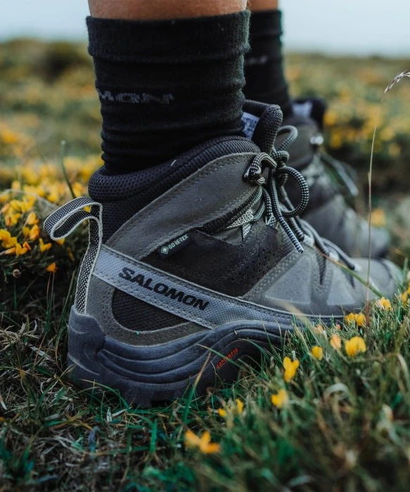 Salomon Quest Rove GTX black/magnet/quiet shade (Damen)