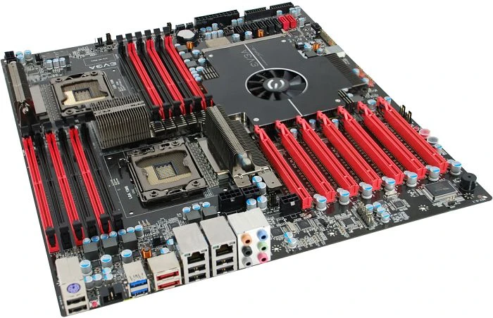 EVGA Classified SR-2 mit ECP (2x Intel 1366)