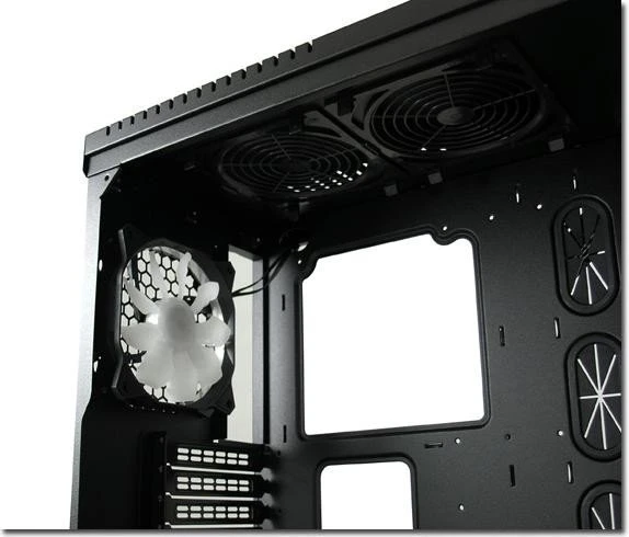 LC-Power Gaming 991B Lighthouse, Glasfenster