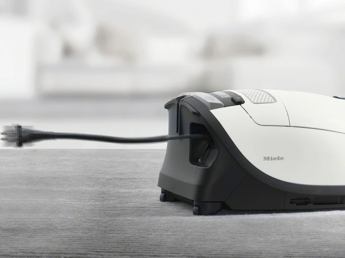 Miele S 8340 PowerLine SGDF3 lotusweiß