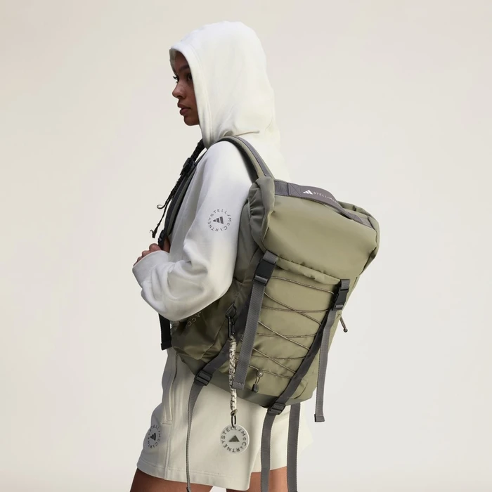 adidas by Stella McCartney legacy green/almond milk-smc (Damen)