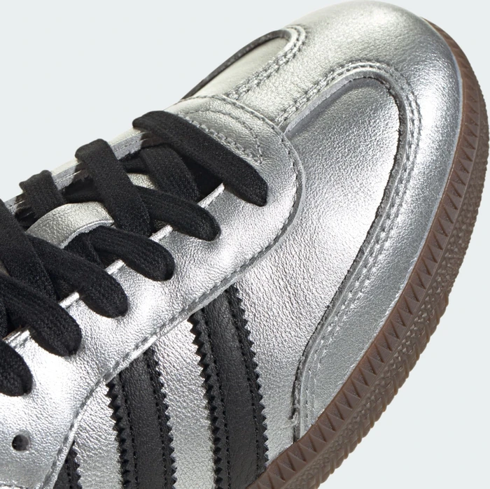 adidas Samba OG silver metallic/core black/gum (Damen)