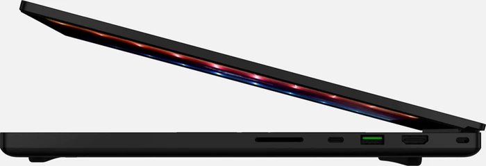 Razer Blade Pro 17 (2021) - FHD/360Hz, Core i7-10875H, 32GB RAM, 1TB SSD, GeForce RTX 3080, US
