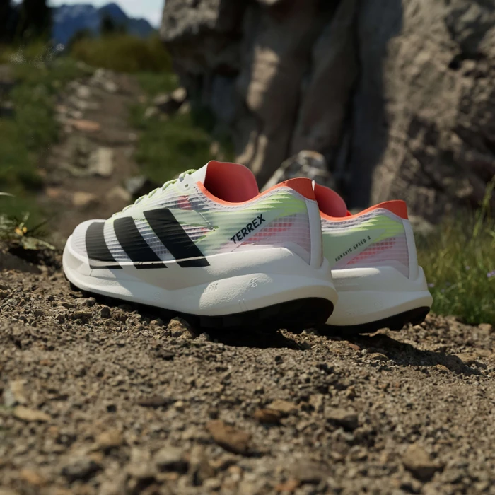 adidas Terrex Agravic Speed 2 cloud white/core black/semi impact orange (Damen)