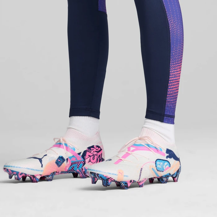Puma Future 7 Ultimate Volume Up FG/AG puma white/luminous blue/poison pink/fizzy melon (Damen)