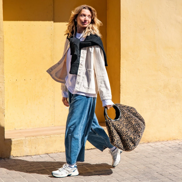 Reisenthel loopbag hobo Handtasche leo fake fur