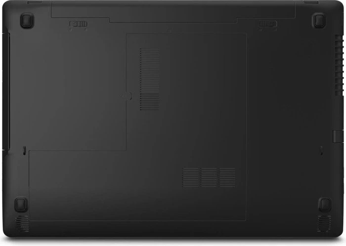 Medion Akoya P6677, Core i5-7200U, 8GB RAM, 256GB SSD, GeForce 940MX, DE