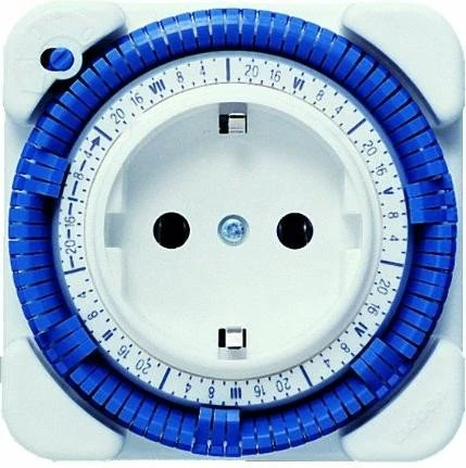 Theben timer 27 analoge Wochenzeitschaltuhr, IP20, grau (0270930)