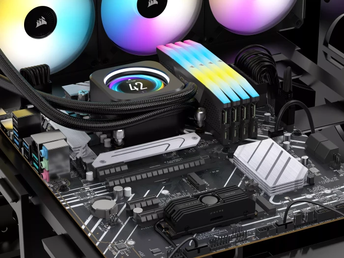 Corsair Force Series MP700 2TB, M.2 2280 / M-Key / PCIe 5.0 x4, Kühlkörper