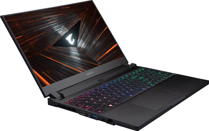 GIGABYTE AORUS 5, Core i7-12700H, 16GB RAM, 1TB SSD, GeForce RTX 3070, DE
