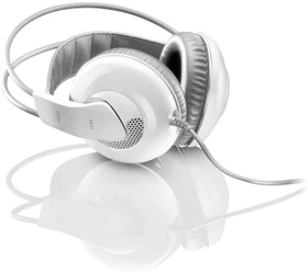 AKG K530