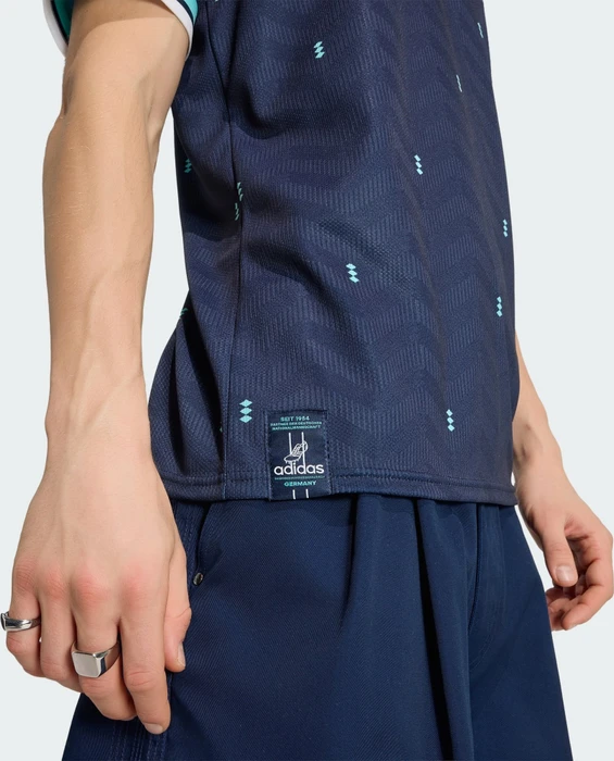 adidas FIFA WM 2026 Deutschland Auswärtstrikot kurzarm collegiate navy (Herren)