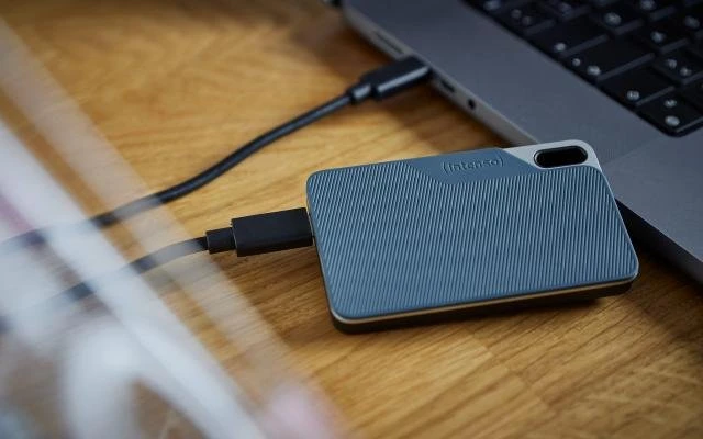 Intenso Externe SSD TX100, grau/blau, 2TB, USB-C 3.0