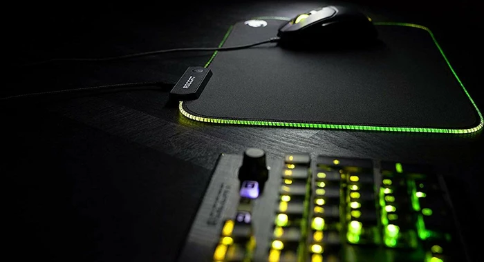 Roccat Sense Aimo Gaming Mousepad, RGB beleuchtet, schwarz