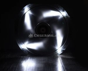 BitFenix Spectre LED schwarz/weiß, 230mm