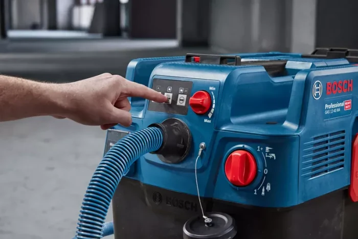 Bosch Professional GAS 12-40 MA Nass-/Trockensauger