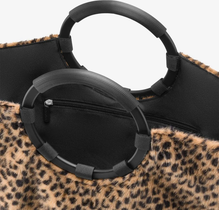 Reisenthel loopbag hobo Handtasche leo fake fur