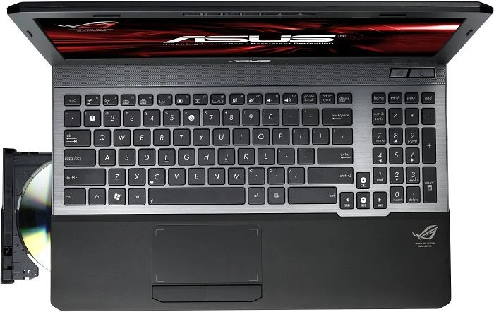 ASUS ROG G55VW-S1073V, schwarz, Core i7-3610QM, 8GB RAM, 750GB HDD, GeForce GTX 660M, DE