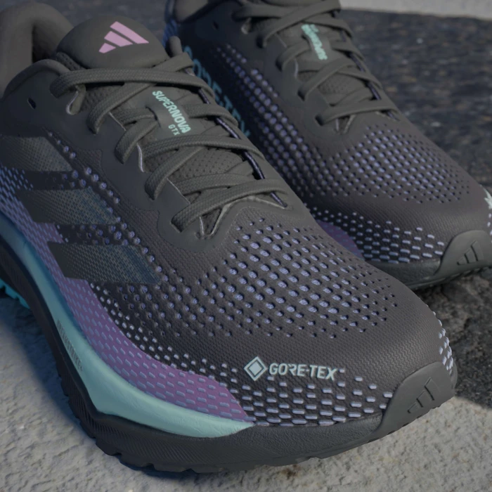 adidas Supernova GTX core black/iron metallic/semi flash aqua (Damen)