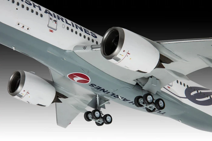 Revell Airbus A350-900 Turkish Airlines