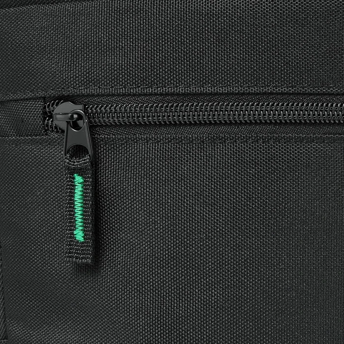 RivaCase Gremio 5567 Eco 15L Rolltop Rucksack, schwarz