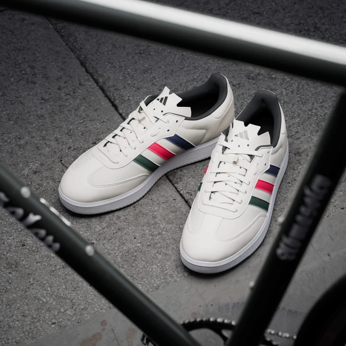 adidas The Cycling Velosamba Nature chalk white/lucid red/dark blue