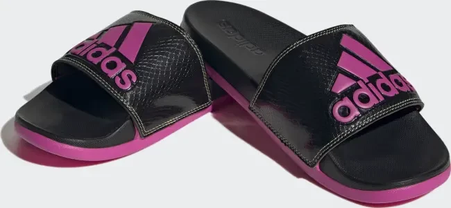 adidas Comfort Adilette core black/lucid fuchsia/gold metallic (Damen)