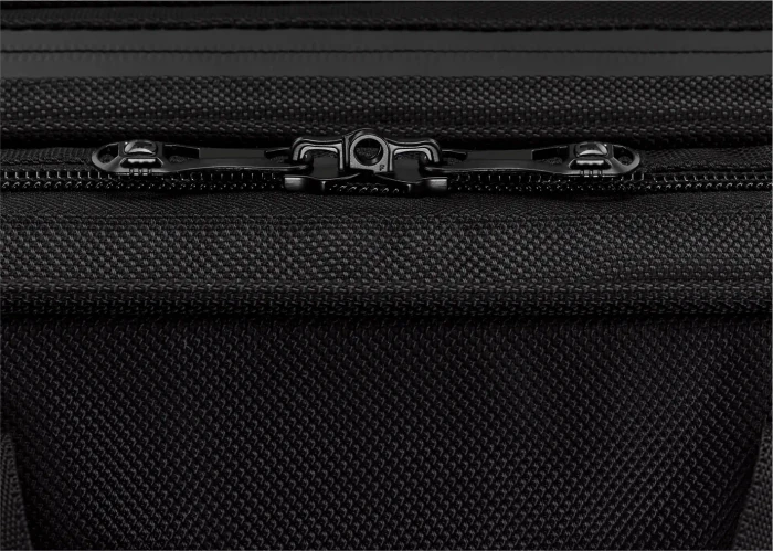 Wenger Legacy Black Series 16" Laptop-Aktentasche, schwarz