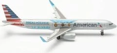 Herpa American Airlines Airbus A321 Medal of Honor N167AN Flagship Valor