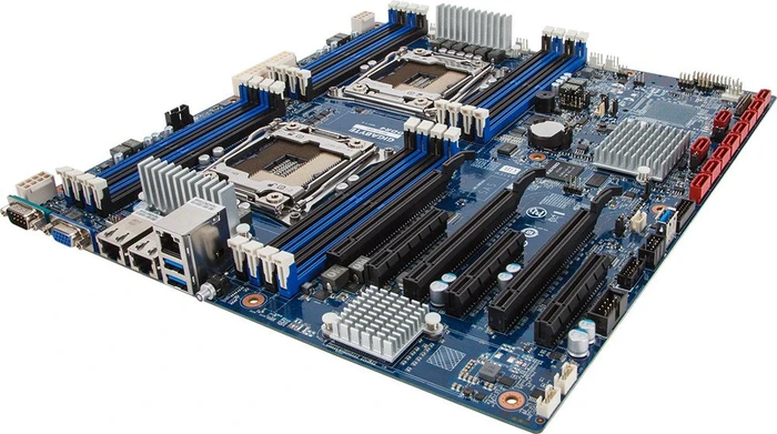 GIGABYTE MD70-HB2 (2x Intel 2011-3)